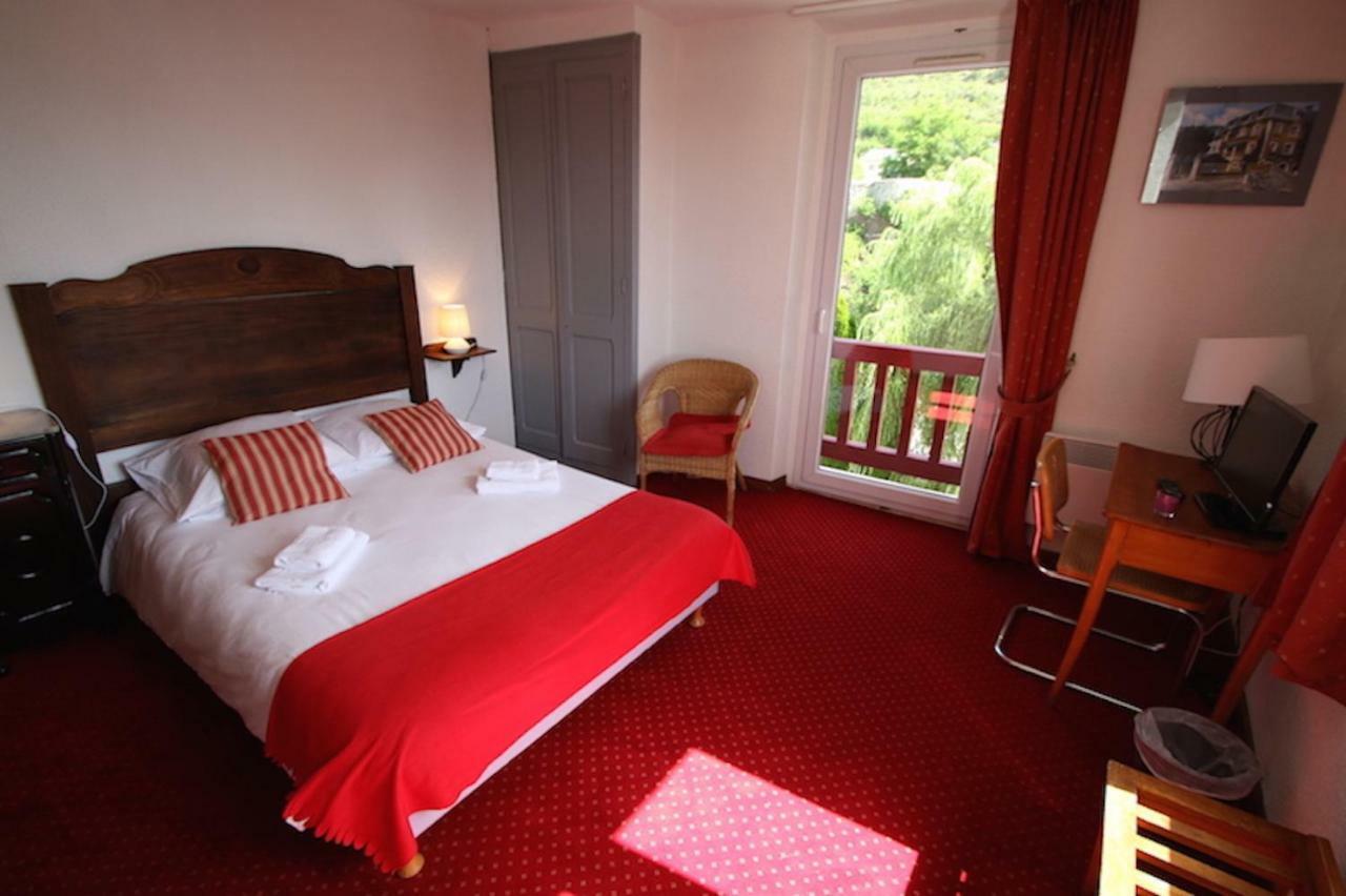 L'Auberge Catalane Latour-de-Carol Dış mekan fotoğraf