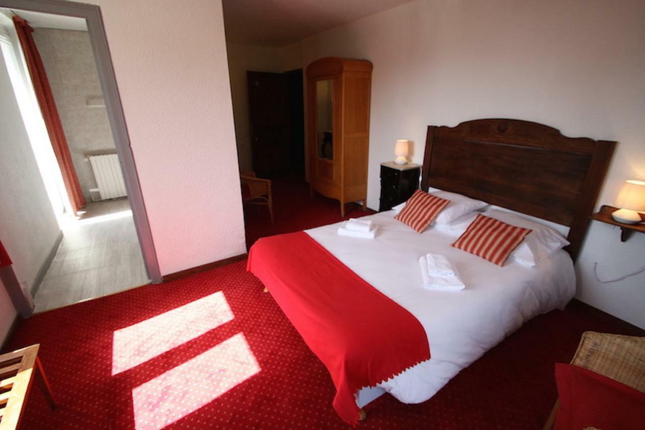 L'Auberge Catalane Latour-de-Carol Dış mekan fotoğraf