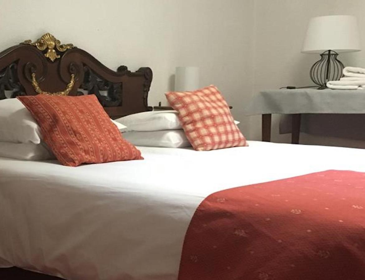 L'Auberge Catalane Latour-de-Carol Dış mekan fotoğraf